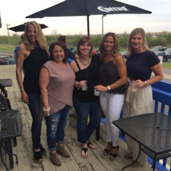 Meet your Posher, Holly - Picture 1 of 1